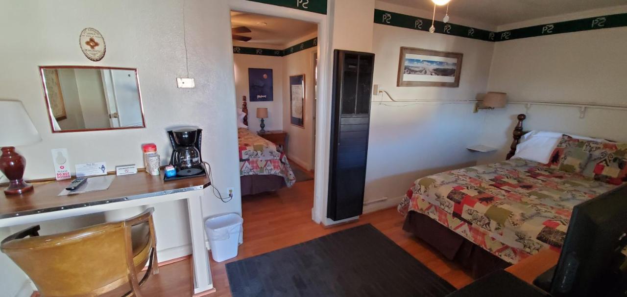 Hikers Cimarron Inn & Rv Park מראה חיצוני תמונה